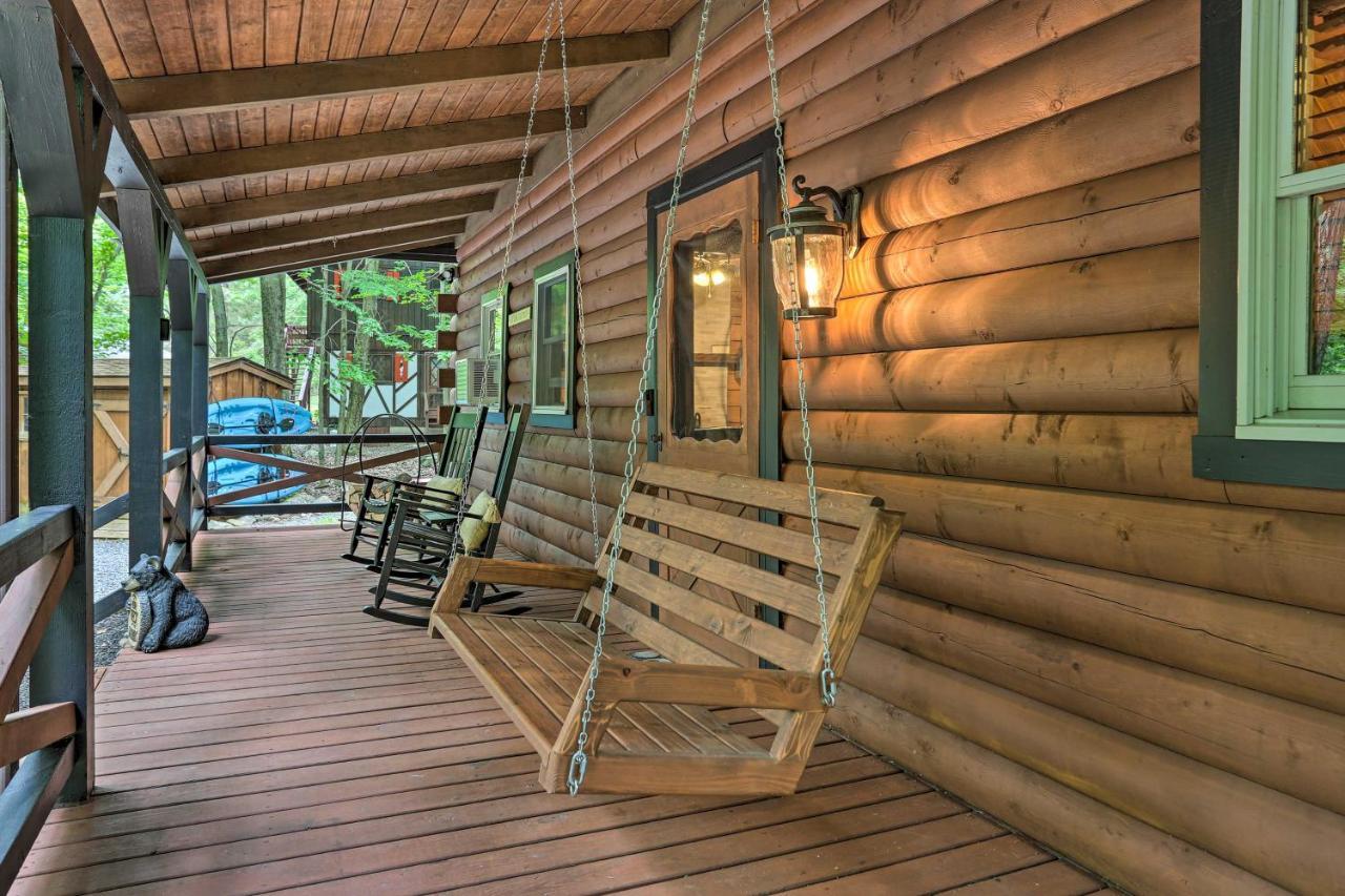 Pocono Log Fireplace, Fire Pits And Amenities Pocono Lake